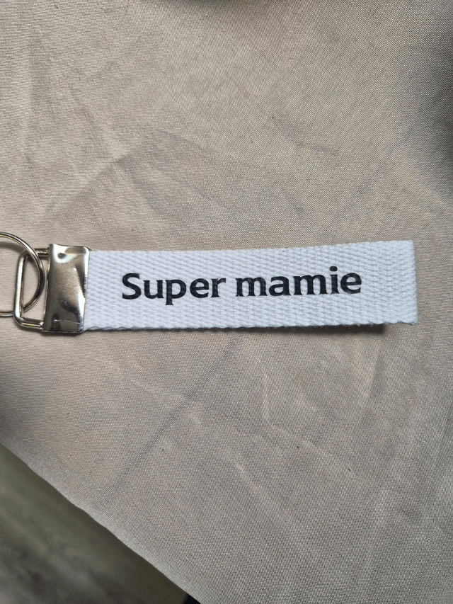 Porte clef "Super mamie"