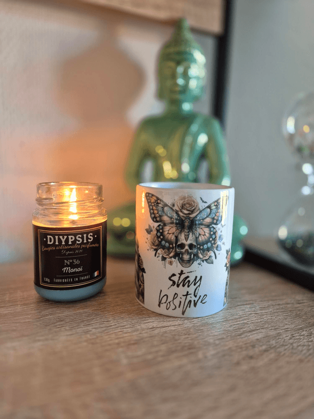 Mug "Stay positive"